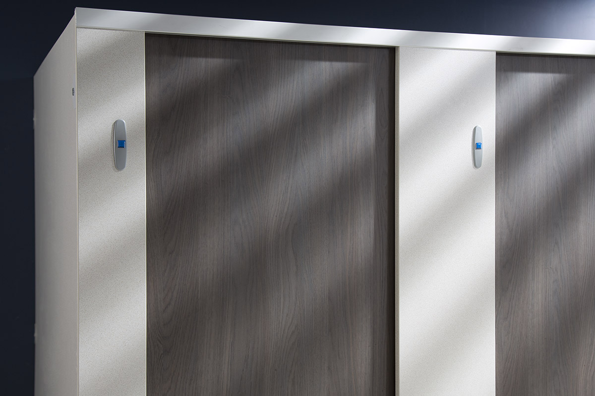 Malvern plus detail with header Malvern plus toilet cubicle header rail